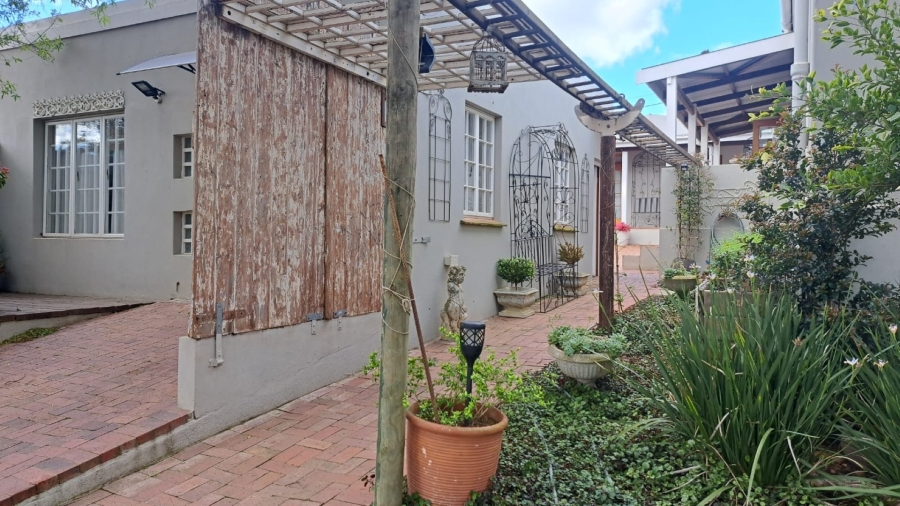 4 Bedroom Property for Sale in Caledon Western Cape